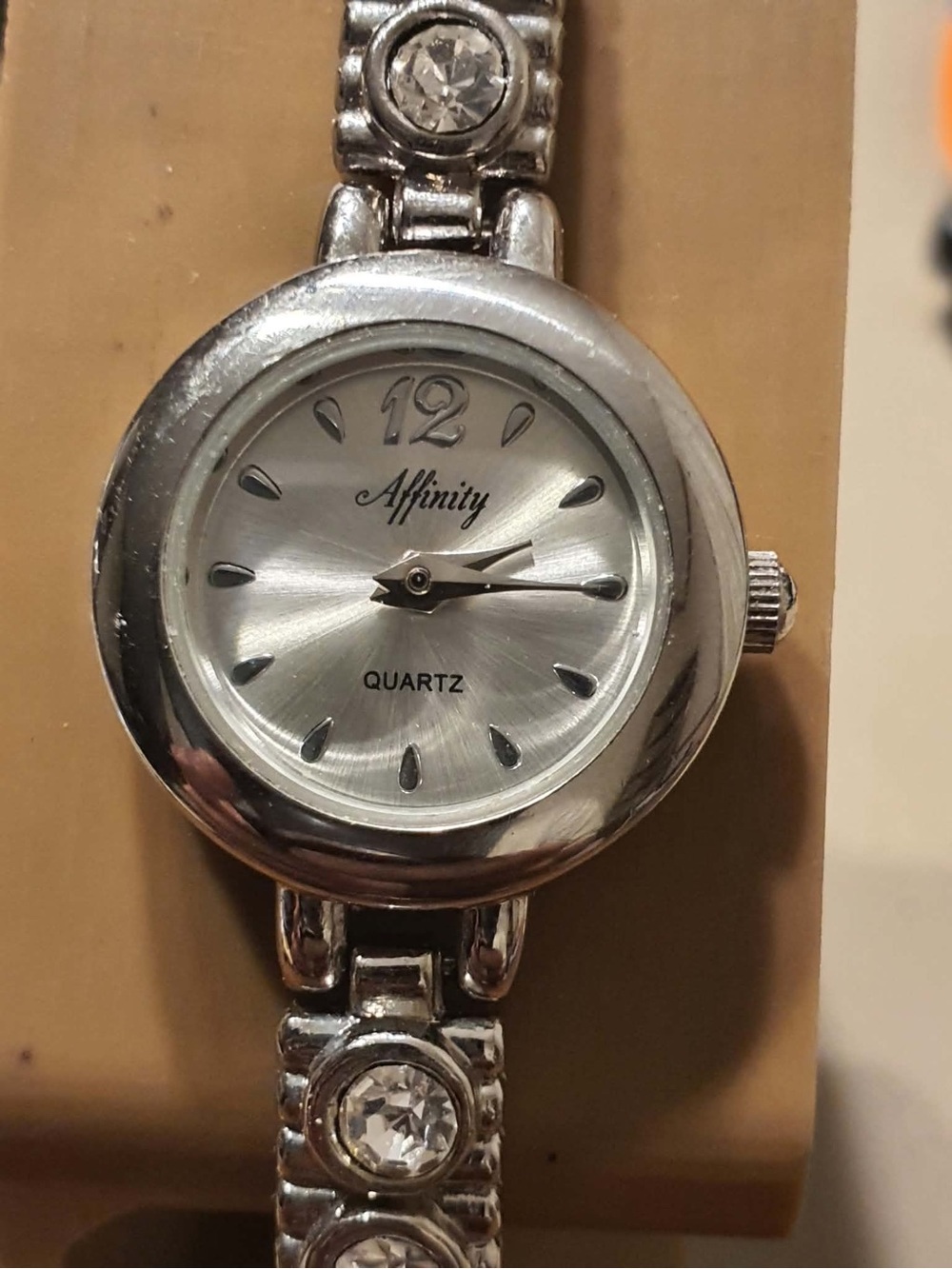 🦋10/$20🦋 Affinity Silver Rhinestone Stretch Bracelet Women's Watch